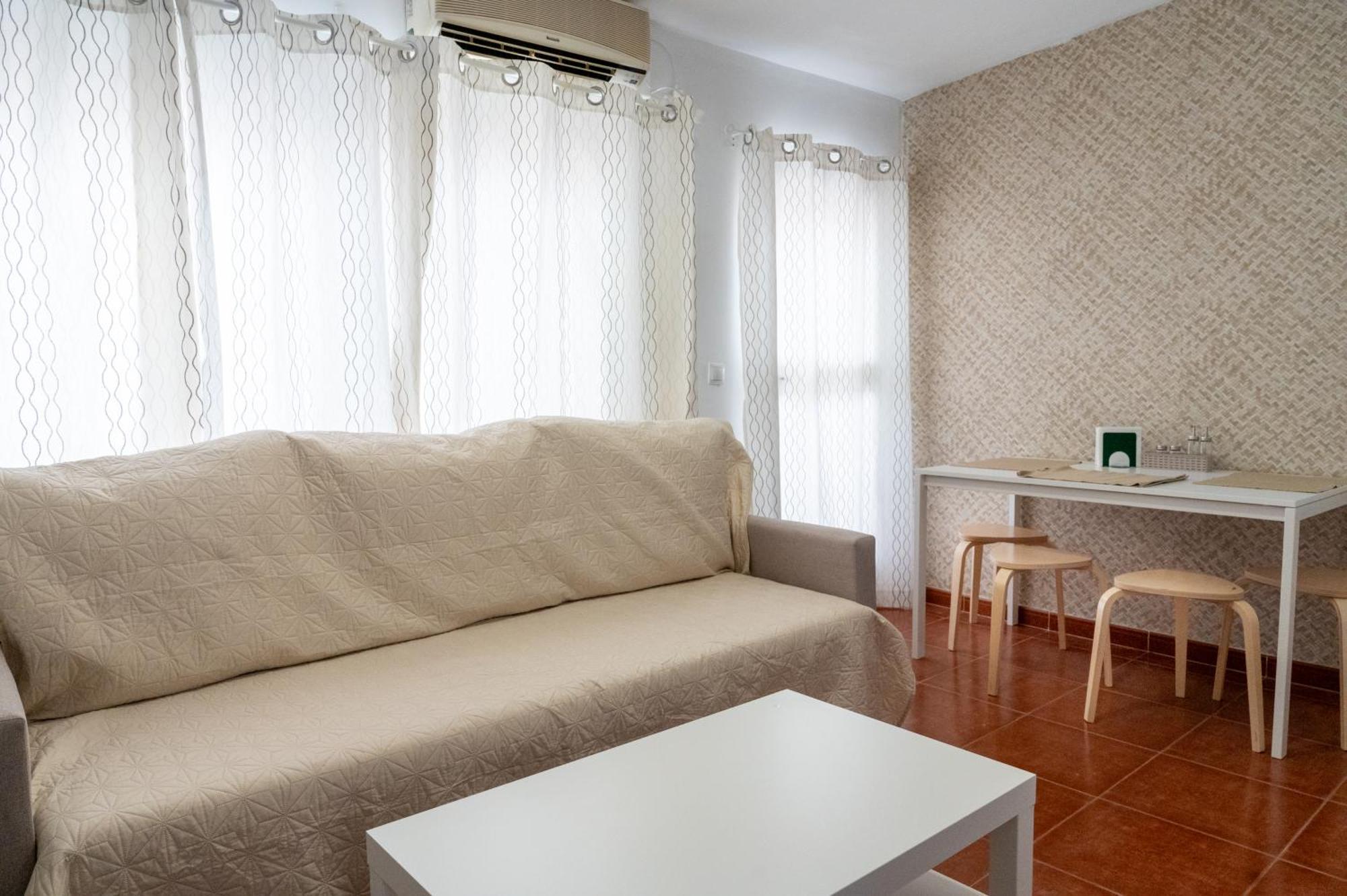 Acogedor Apartamento En Malaga Playa Luaran gambar
