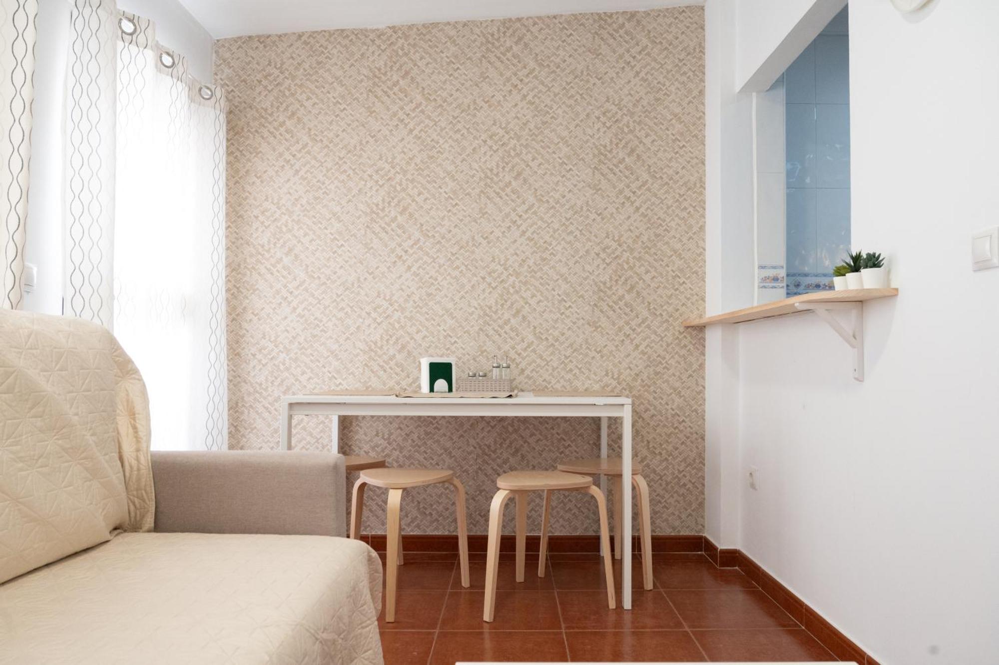 Acogedor Apartamento En Malaga Playa Luaran gambar